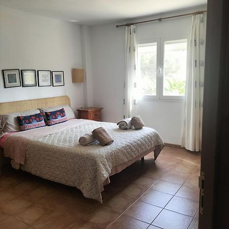 Son Bou By The Sea; Home With A Private Garden Exterior foto