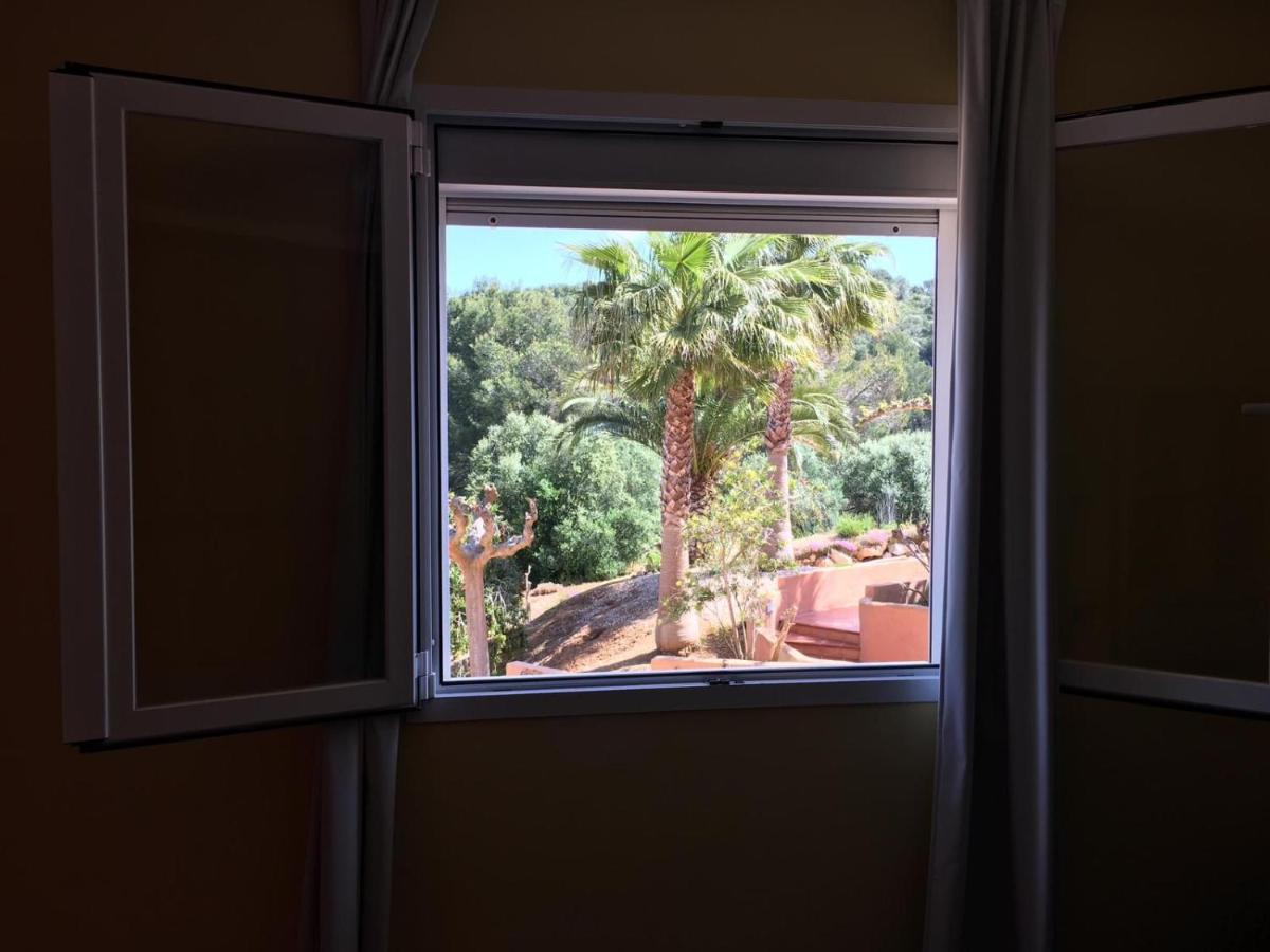Son Bou By The Sea; Home With A Private Garden Exterior foto